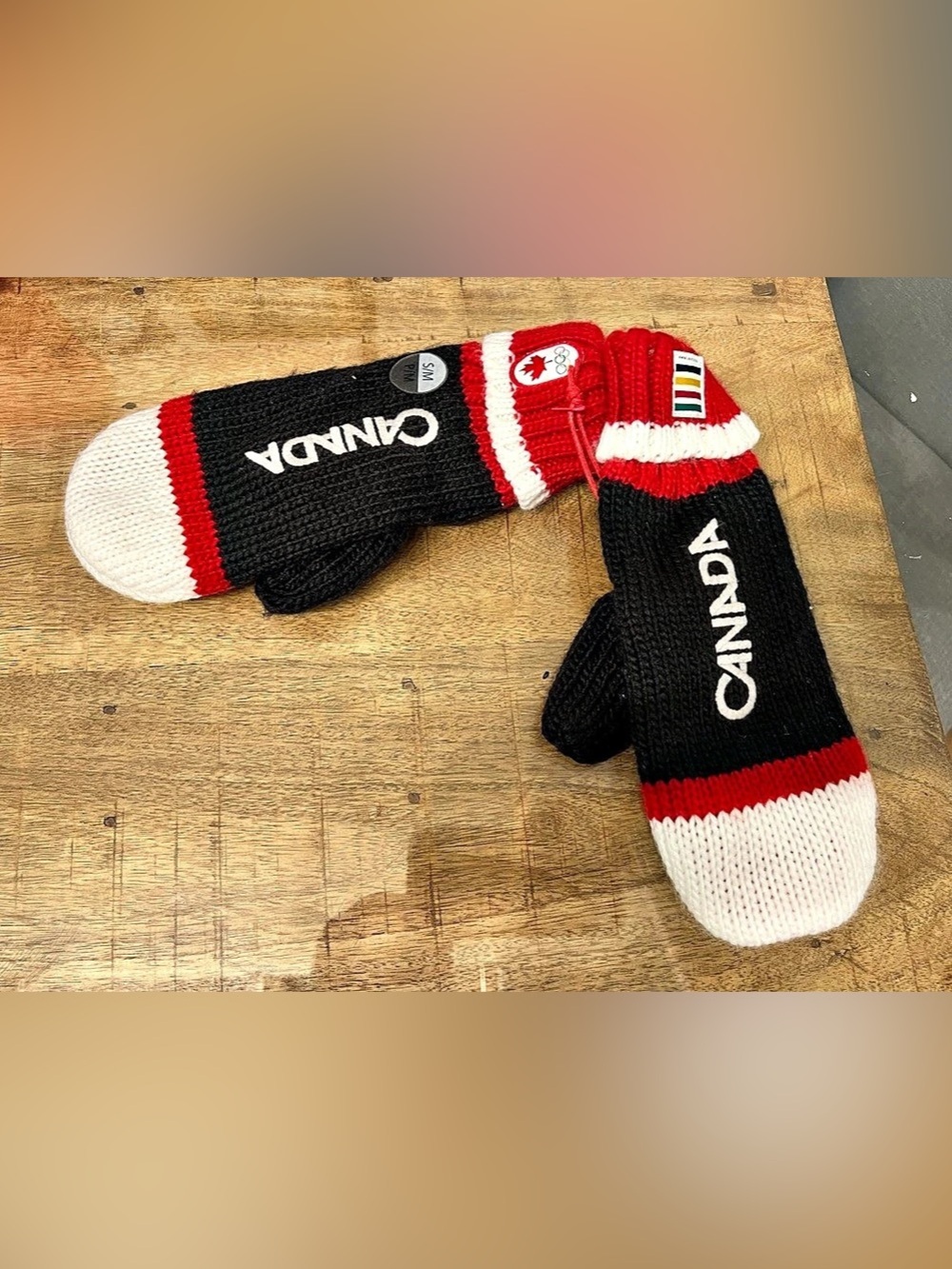 Hudson's Bay Company (HBC) Team Canada Olympic Knit Mittens
 Black & Red S/M